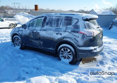 2018 Toyota Rav4 Hybrid Xle z USA, uszkodzony, nr VIN JTMRJREV3JD247486